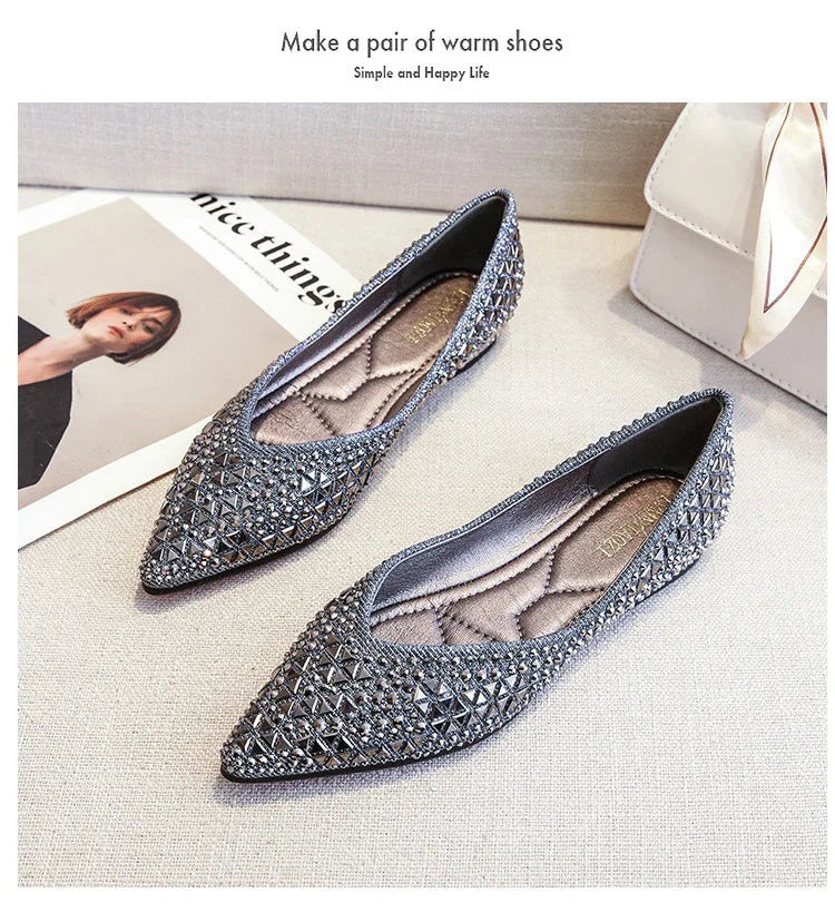 famous brand rivets flats women pointed toe glitter beading ballerian shoes shallow mouth sequined cloth moccasins plus size 43